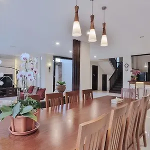 Villa The Arnaya Kuta (Bali)