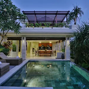 Villa Nikara *