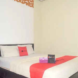 Reddoorz Near Ngurah Rai Airport Hotel Kuta (Bali)