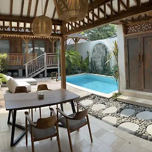 Villa Cozy Near Airport W Private Pool Kuta Lombok