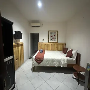 Pensjonat Sari Buana Kuta Lombok