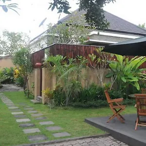 Hotel Balitis Homestay *