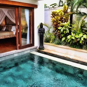 Adeng Adeng 6 Villa Kuta Lombok