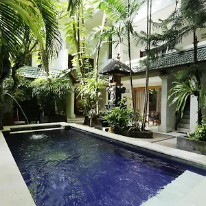 Reddoorz Near Pantai Double Six Guest house 3*