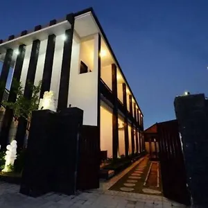 Griya Mesesari Premium Kuta (Bali)