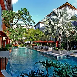 Harris Hotel&residences Sunset Road