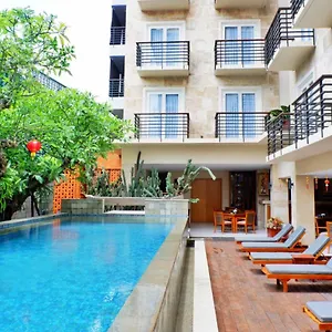 Saris Kuta 3*