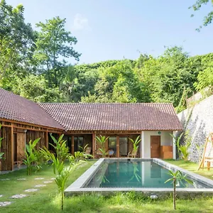 Homestay Lombok Pool House Kuta (Bali)
