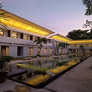 Hotel Guna Graha Kuta By Kamara Kuta Lombok