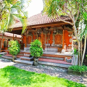 Konukevi Kawali Kuta 3*